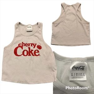 Super cute Coca-Cola cropped white tee!